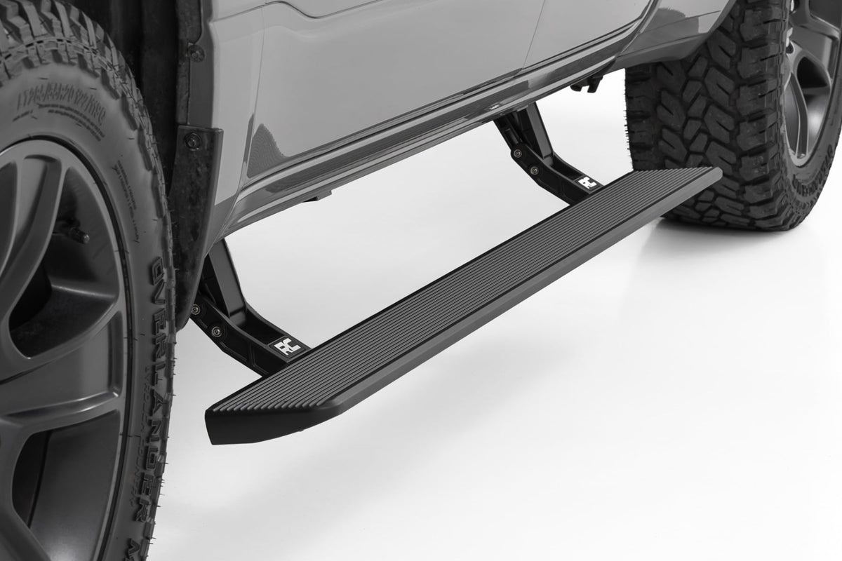Rough Country ESR61925 Power Running Boards | HT-Series | Quad Cab | Ram 1500 (19-26)/1500 TRX (21-24) - Studio View 4