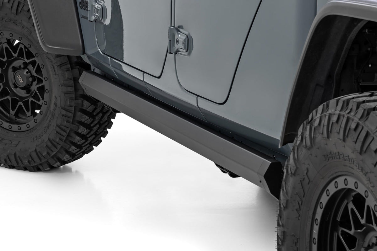 Power Running Boards | Jeep Gladiator JT 4WD (2020-2026) - Steps & Runningboard (Image 2 of 6)