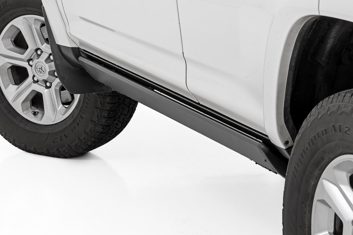 Power Running Boards | Toyota 4Runner 2WD/4WD (2010-2024) - Steps & Runningboard (Image 2 of 6)
