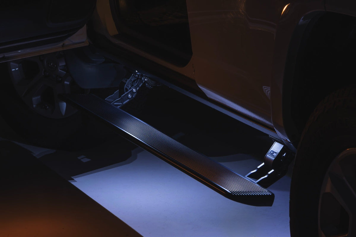Power Running Boards | Toyota 4Runner 2WD/4WD (2010-2024) - Steps & Runningboard (Image 4 of 6)