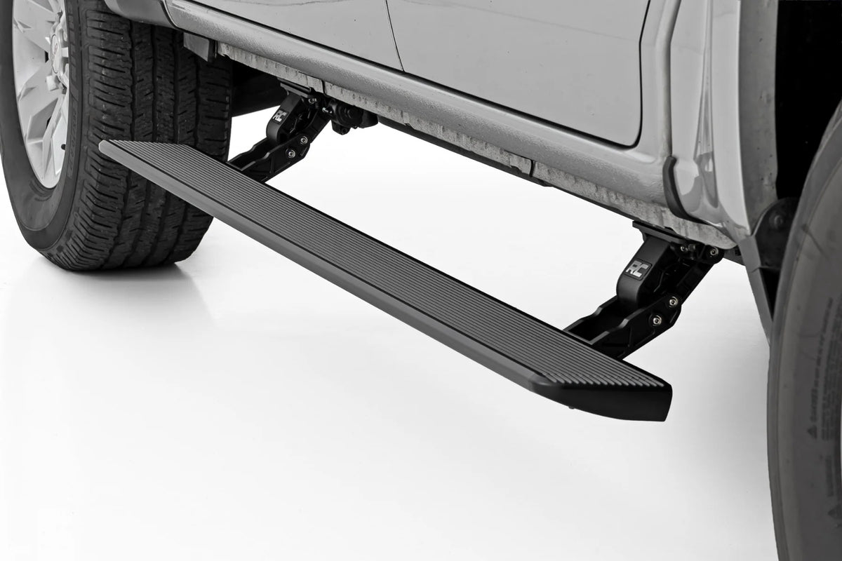 Power Running Boards | HT-Series | Crew Cab | Chevy Colorado/GMC Canyon (2015-2026) - Steps & Runningboard (Image 1 of 6)