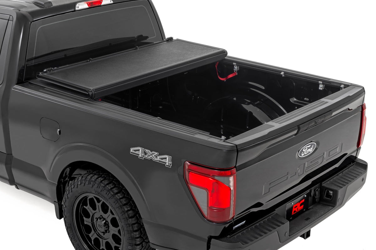 Rough Country 47229650_A Hard Low Profile Bed Cover | 6'7" Bed | Ford F-150 2WD/4WD (2015-2020) - Studio View 2