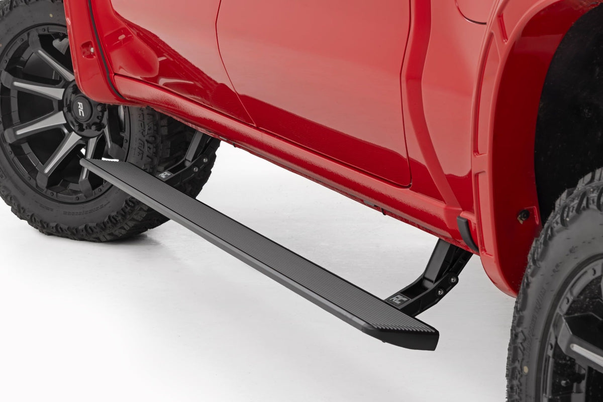 Power Running Boards | HT-Series | Crew Cab | Chevy/GMC 1500/2500HD/3500HD (19-26) - Steps & Runningboard (Image 1 of 6)