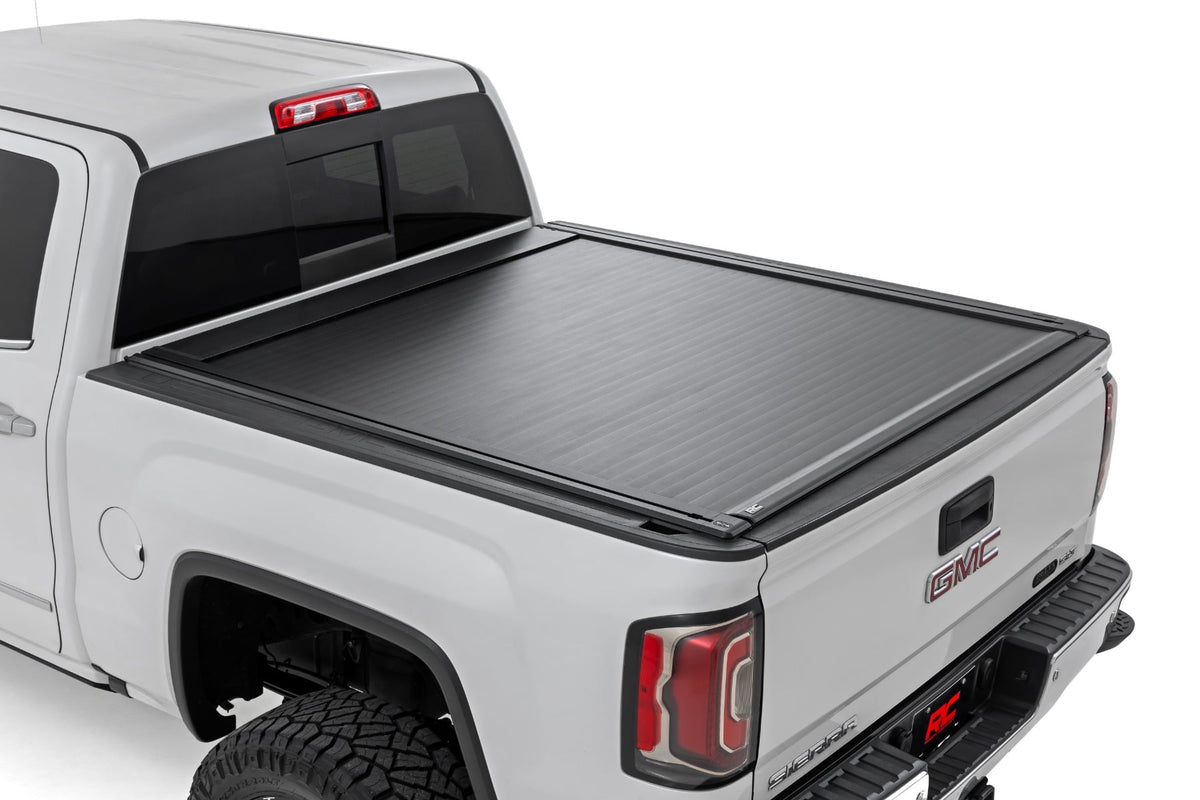 Powered Retractable Bed Cover | 5'9" Bed | Chevy/GMC 1500 (14-18 & Classic) - Bed Covers (Image 1 of 6)