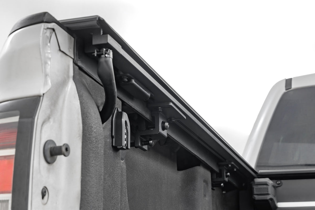 Rough Country 51214550 Powered Retractable Bed Cover | 5'9" Bed | Chevy/GMC 1500 (14-18 & Classic) - Studio View 6