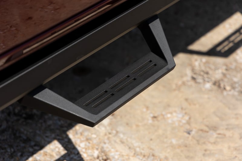RC SRL2 Adj Aluminum Step | Crew Cab | Ram 1500 (19-26)/1500 TRX (21-24) (manufacturer page)