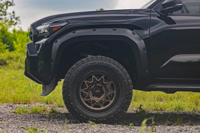 RC Fender Flares | 040 Super White | Toyota 4Runner 2WD/4WD (2025-2026) (manufacturer page)