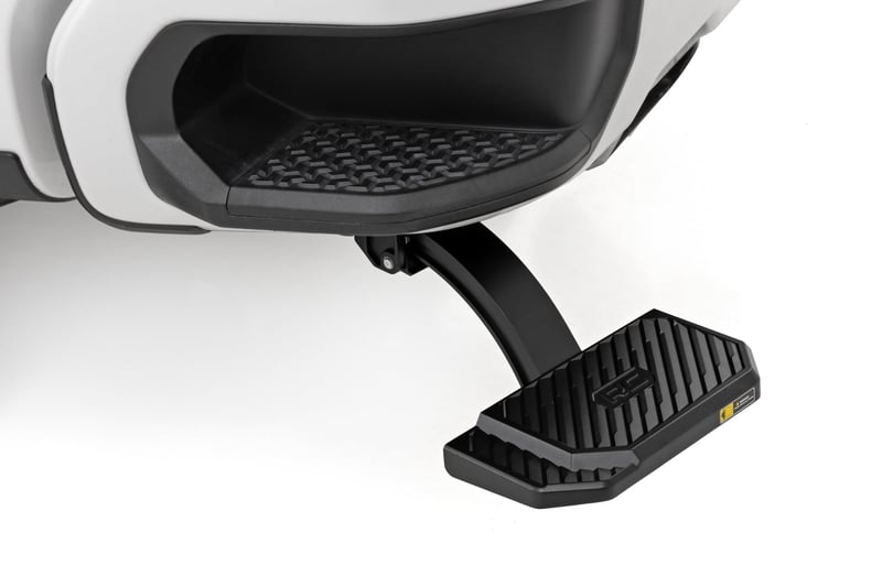 RC Retractable Bed Step | Manual Pull | Chevy/GMC 1500 (19-26) (manufacturer page)