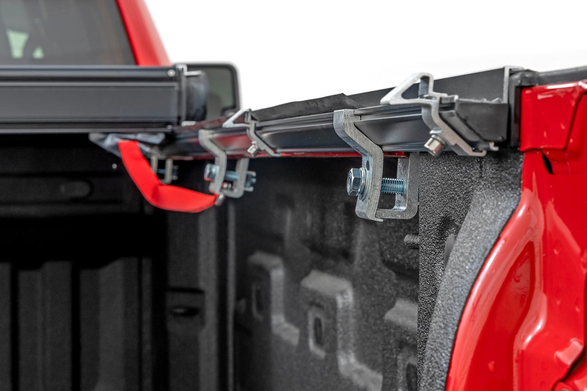 Hard Low Profile Bed Cover | 6'9" Bed | Rail Caps | Chevy/GMC 2500HD/3500HD (20-26) - Bed Covers (Image 5 of 6)