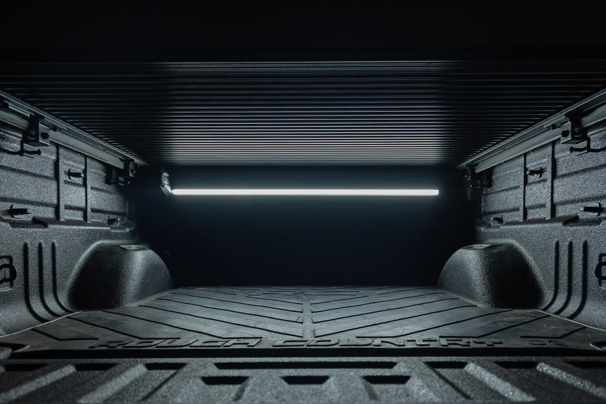 Powered Retractable Bed Cover | 5' Bed | Chevy/GMC Canyon/Colorado (15-26) - Bed Covers (Image 4 of 6)