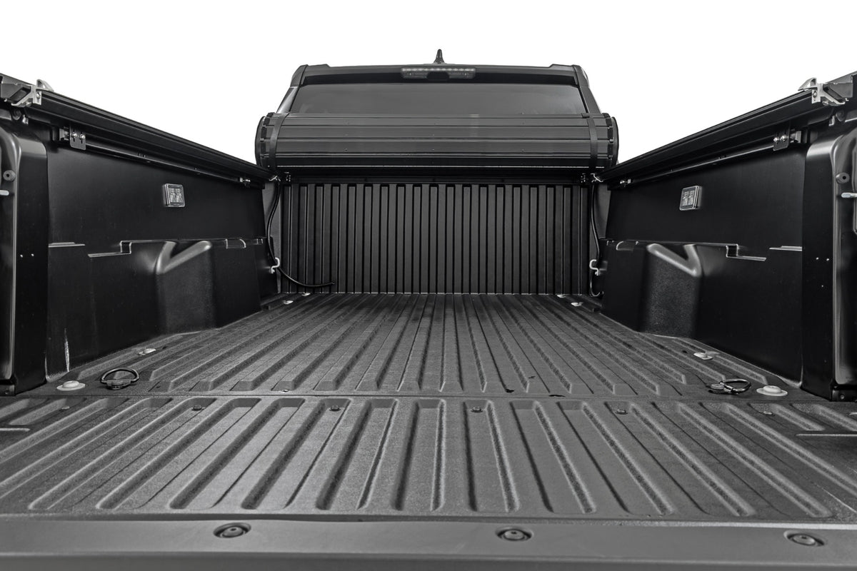 Hard Roll Up Bed Cover | 6' Bed | Toyota Tacoma 2WD/4WD (2024-2026) - Bed Covers (Image 4 of 6)