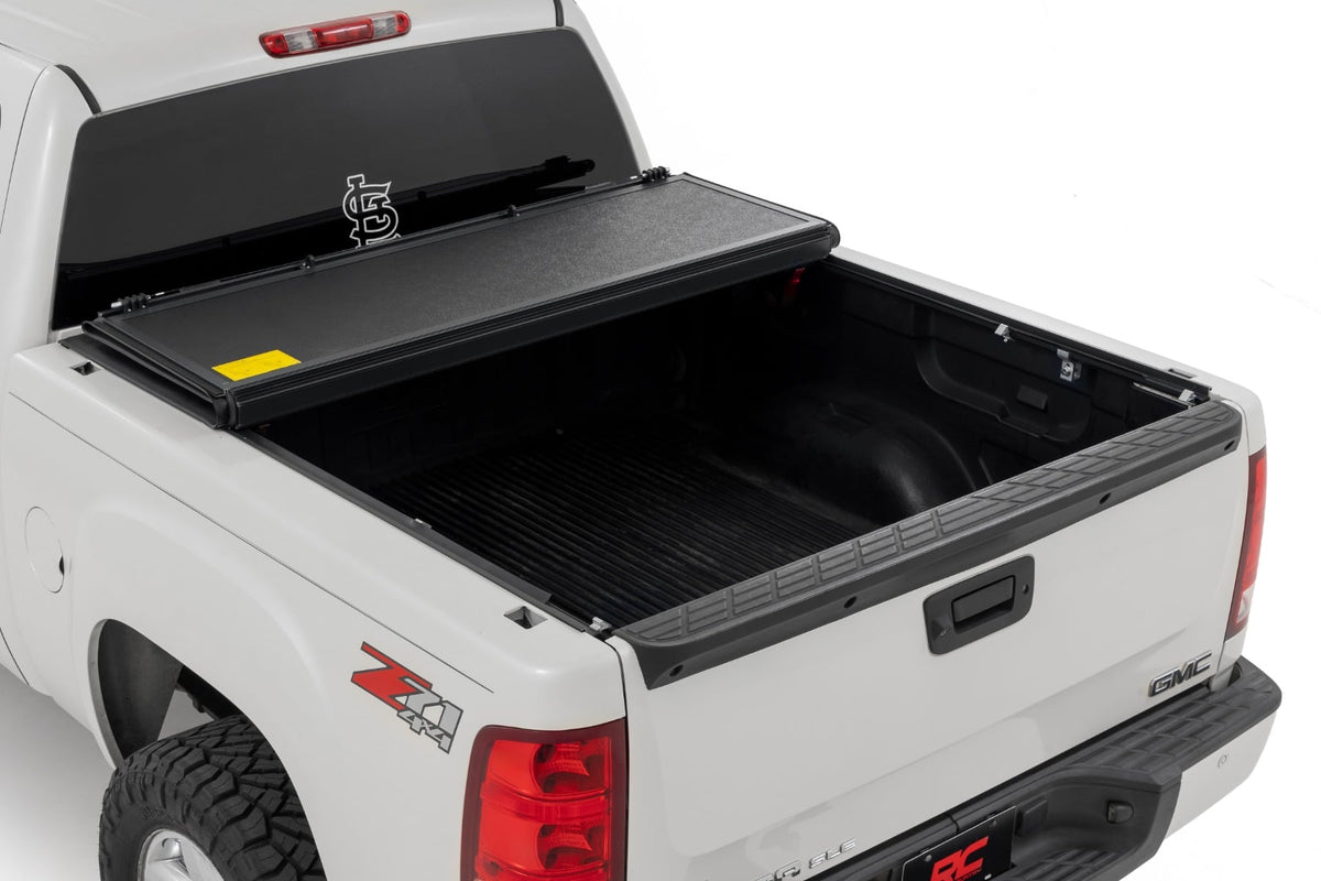 CURT 13550 Class 3 Hitch, 2", Select Ford Explorer, Lincoln Aviator, Mercury Mountaineer - Image 2