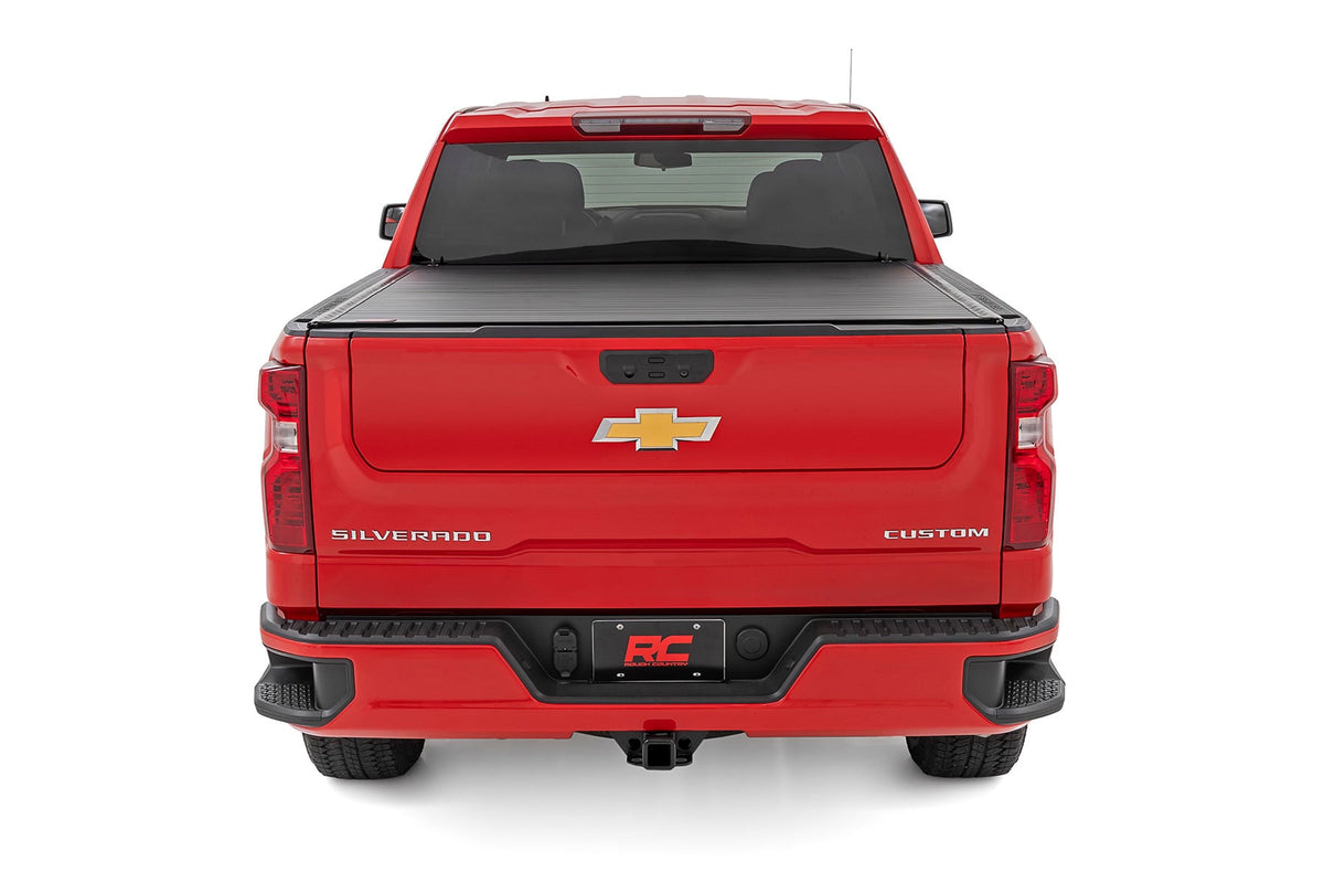 Hard Roll Up Bed Cover | 6'7" Bed | Chevy/GMC Sierra 1500 (19-26)/Silverado 1500 (19-26) - Bed Covers (Image 4 of 6)