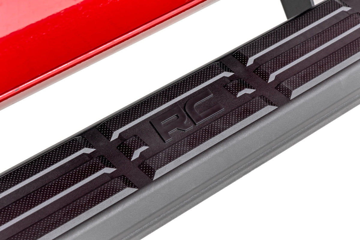 Rough Country 95000 TR2 Running Boards | CrewMax | Toyota Tundra 2WD/4WD (2022-2026) - Studio View 5