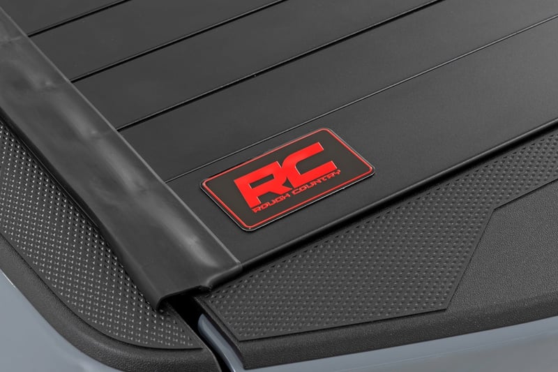 RC Hard Roll Up Bed Cover | 5' Bed | Nissan Frontier 2WD/4WD (2022-2026) (manufacturer page)