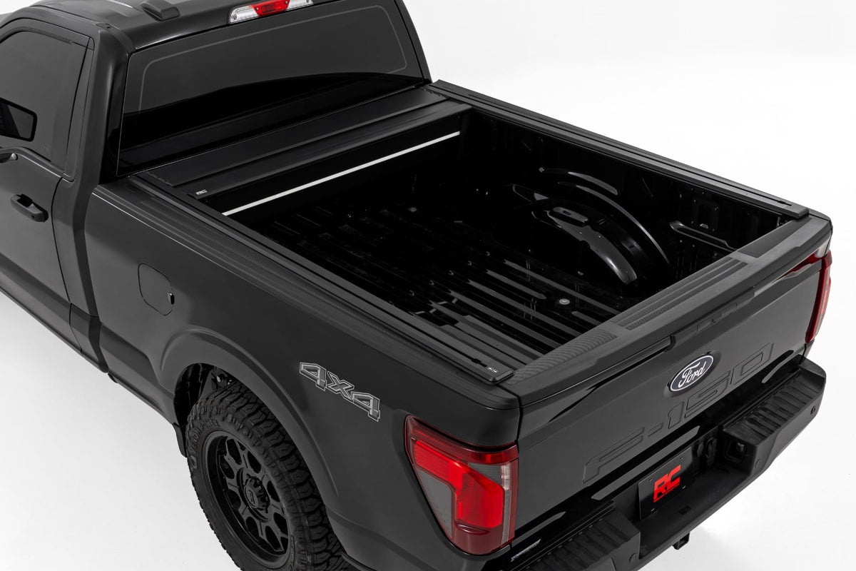 Rough Country 51505650 Powered Retractable Bed Cover | 6'7" Bed | Ford F-150 (15-26)/F-150 Lightning (22-26) - Studio View 2