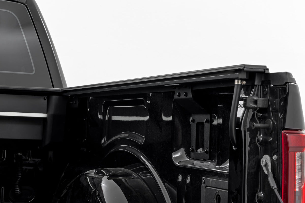 Rough Country 51505650 Powered Retractable Bed Cover | 6'7" Bed | Ford F-150 (15-26)/F-150 Lightning (22-26) - Studio View 5