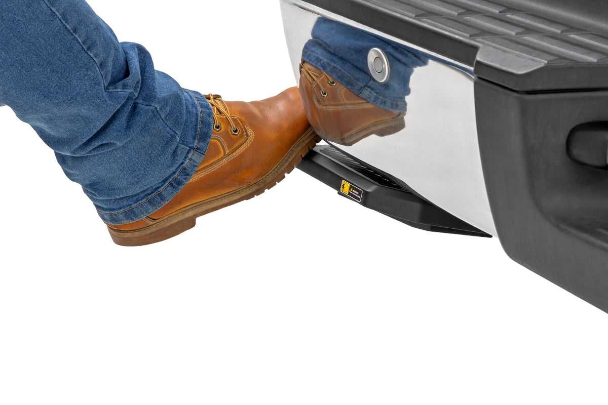 Rough Country PW059331 Retractable Bed Step | Manual Pull | Chevy/GMC 2500HD/3500HD (11-14) - Studio View 2