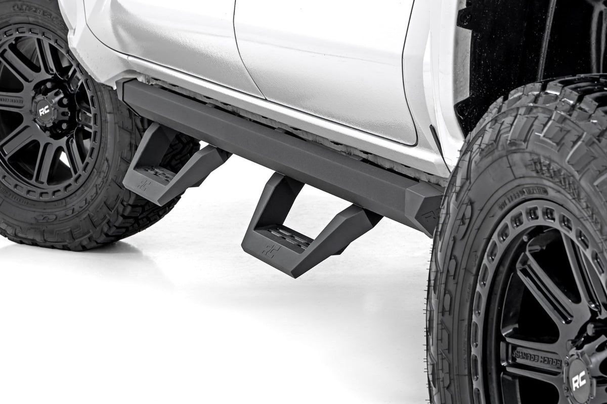 SRX2 Adjustable Aluminum Steps | Double Cab | Toyota Tacoma 2WD/4WD (24-26) - Steps & Runningboard (Image 1 of 6)