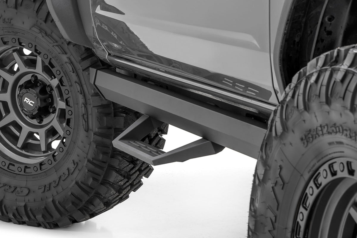 SRL2 Adjustable Aluminum Step | 2 Door | Ford Bronco (2 Door) 4WD (2021-2026) - Steps & Runningboard (Image 1 of 6)