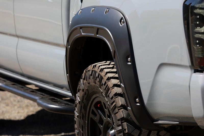 RC Defender Fender Flares | 089 Wind Chill | Toyota Tacoma 2WD/4WD (2016-2023) (manufacturer page)
