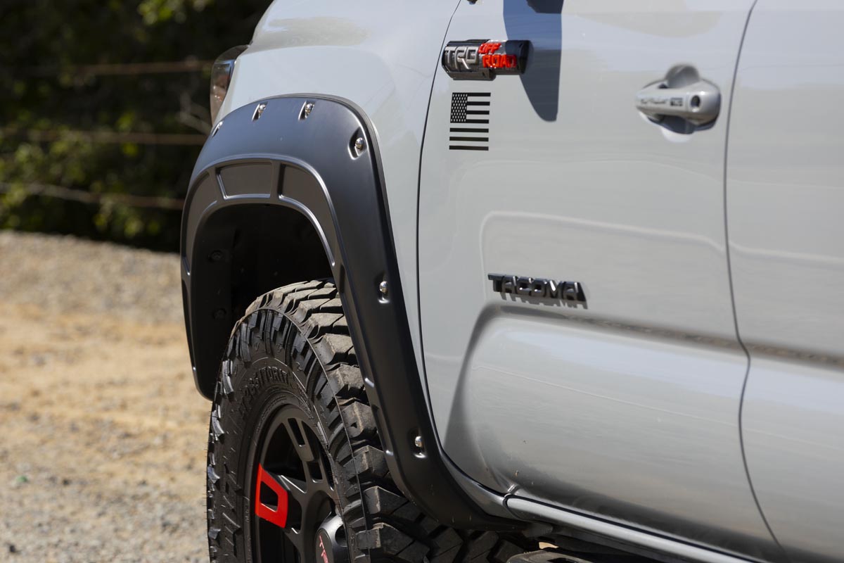 Defender Fender Flares | Toyota Tacoma 2WD/4WD (2016-2023) - Fender Flares (Image 6 of 6)