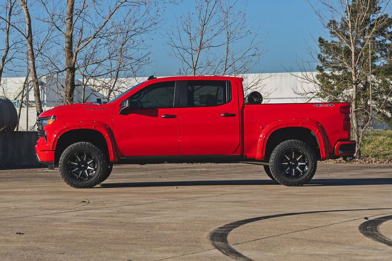 RC Trail Cladding | Rocker Sill Plates | Chevy Silverado 1500 2WD/4WD (19-26) (manufacturer page)