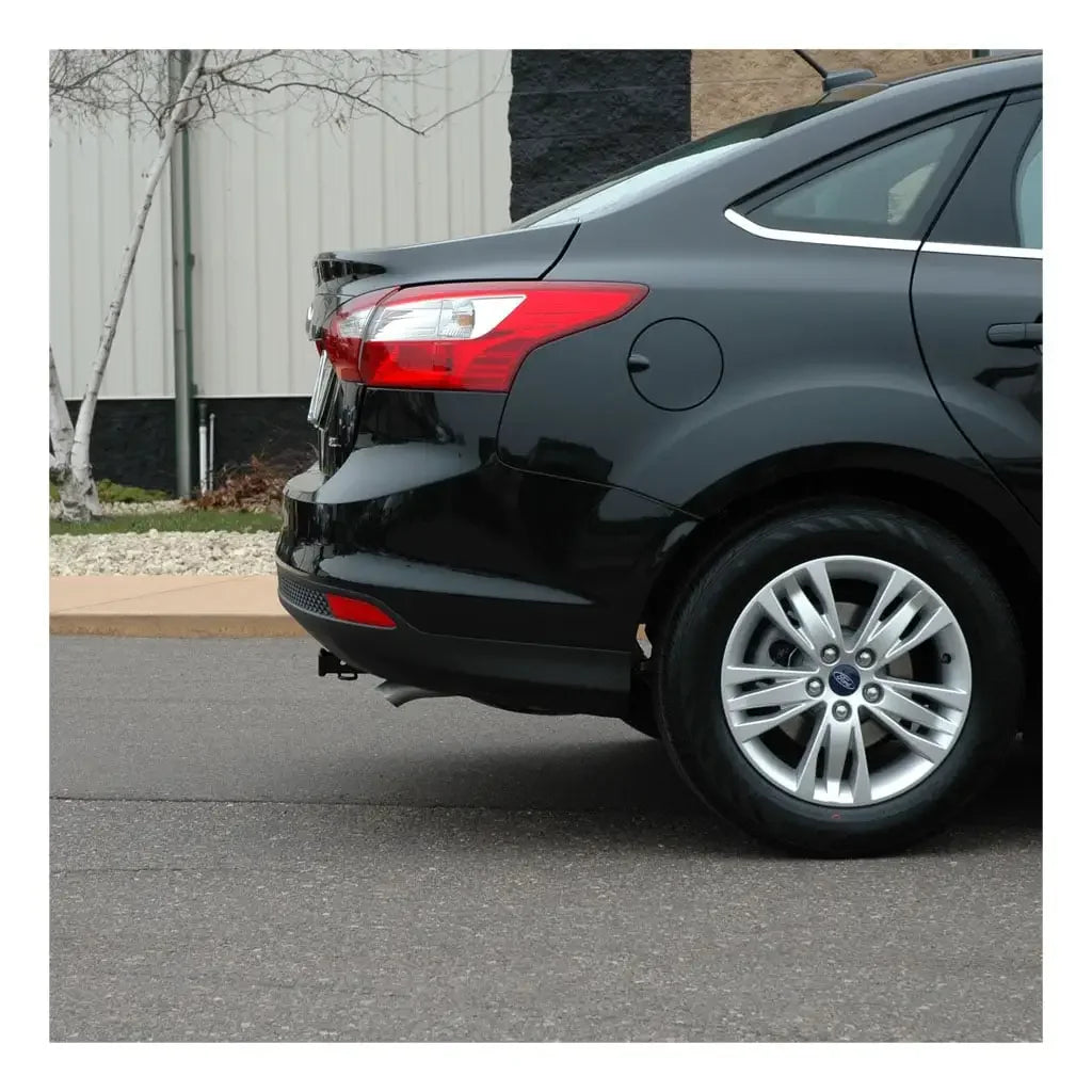 CURT 11158 Class 1 Trailer Hitch, 1-1/4" Receiver, Select Ford Focus - View 9