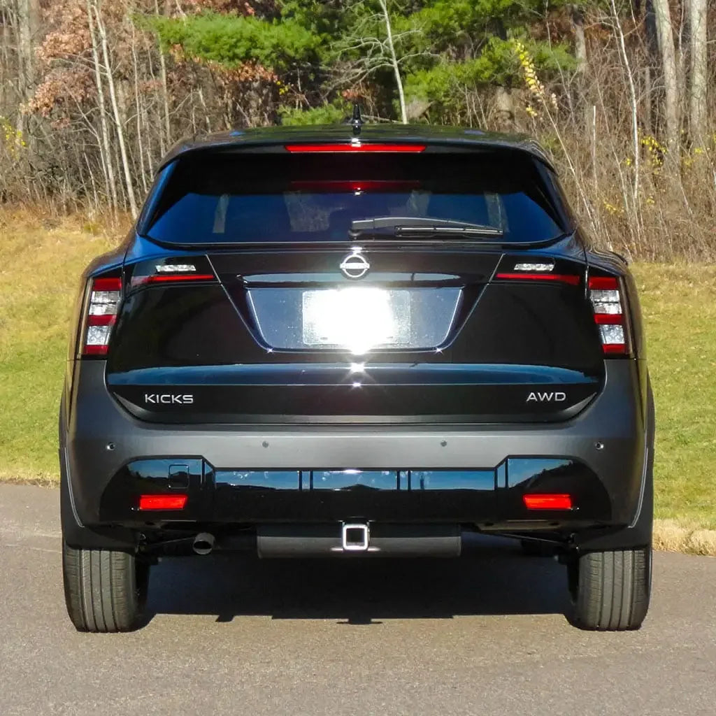 CURT 13628 Class 3 Trailer Hitch, 2" Receiver, Select Nissan Kicks - View 8