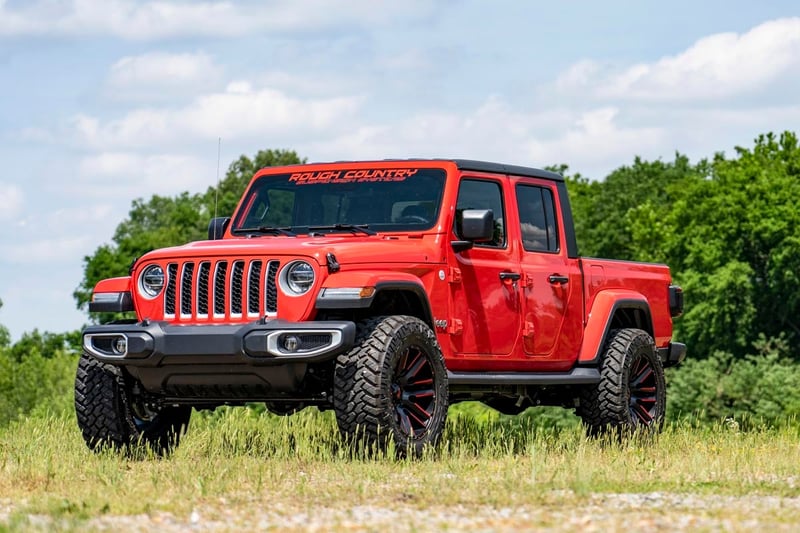 RC 2.5 Inch Leveling Kit | Spacers | V2 | Jeep Gladiator JT 4WD (2020-2023) (manufacturer page)