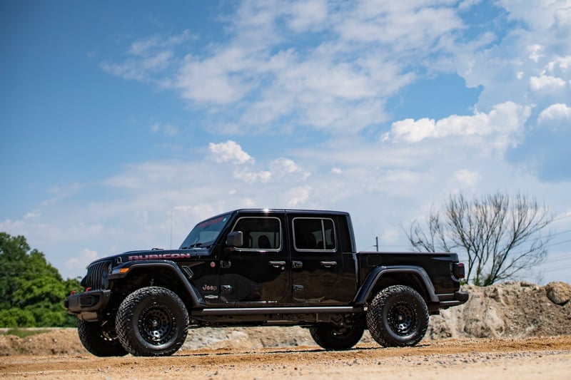 RC 2.5 Inch Leveling Kits | Springs | Jeep Gladiator JT 4WD (2024-2026) (manufacturer page)