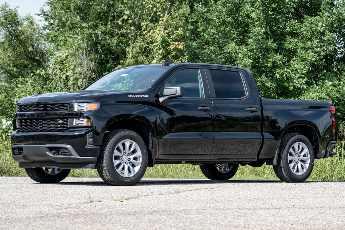 Lowering Shackles | 1-1.5 Inch | Chevy/GMC Sierra 1500 (19-26)/Silverado 1500 (19-26) - Lowering Kits (Image 5 of 6)