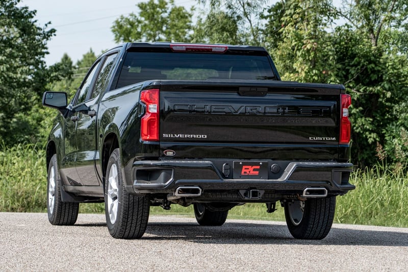 RC Lowering Shackles | 1-1.5 Inch | Chevy/GMC Sierra 1500 (19-26)/Silverado 1500 (19-26) (manufacturer page)