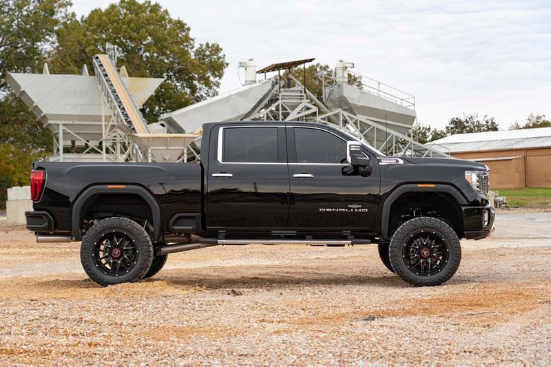 RC 7 Inch Lift Kit | NTD | w/ Overloads | Chevy/GMC 2500HD/3500HD (20-26) (manufacturer page)