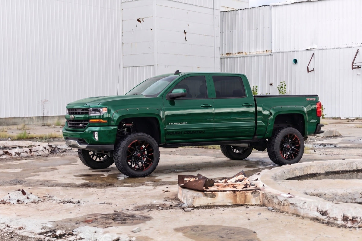 Pocket Fender Flares | 6'7" & 8' Bed | G7J Rainforest Green | Chevy Silverado 1500 (14-18)/2500HD - Fender Flares (Image 5 of 6)