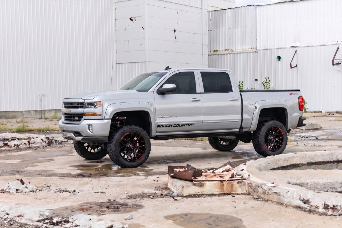 Pocket Fender Flares | 6'7" & 8' Bed | GAN Silver Ice Metallic | Chevy Silverado 1500 (14-18)/2500HD - Fender Flares (Image 5 of 6)