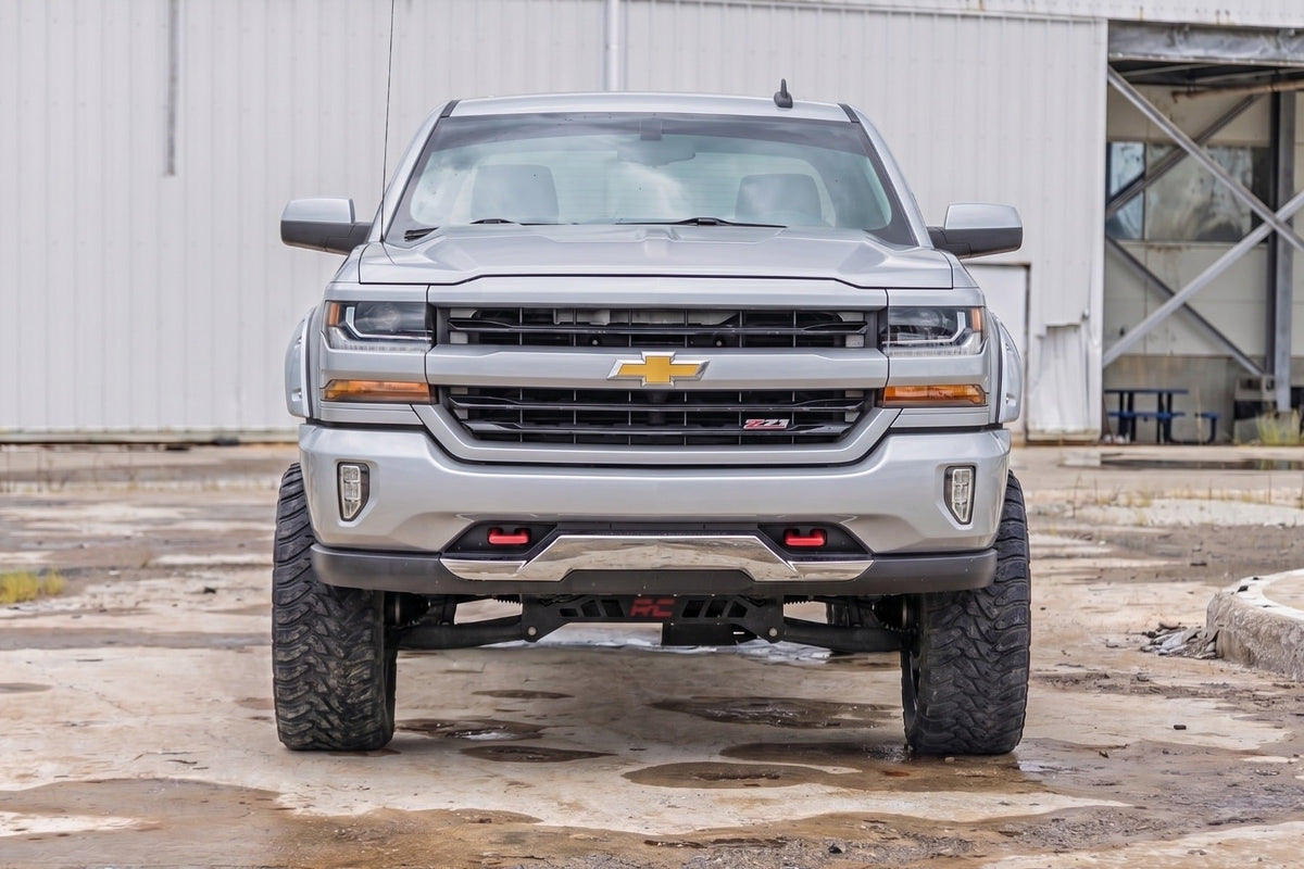 Pocket Fender Flares | 6'7" & 8' Bed | GAN Silver Ice Metallic | Chevy Silverado 1500 (14-18)/2500HD - Fender Flares (Image 6 of 6)