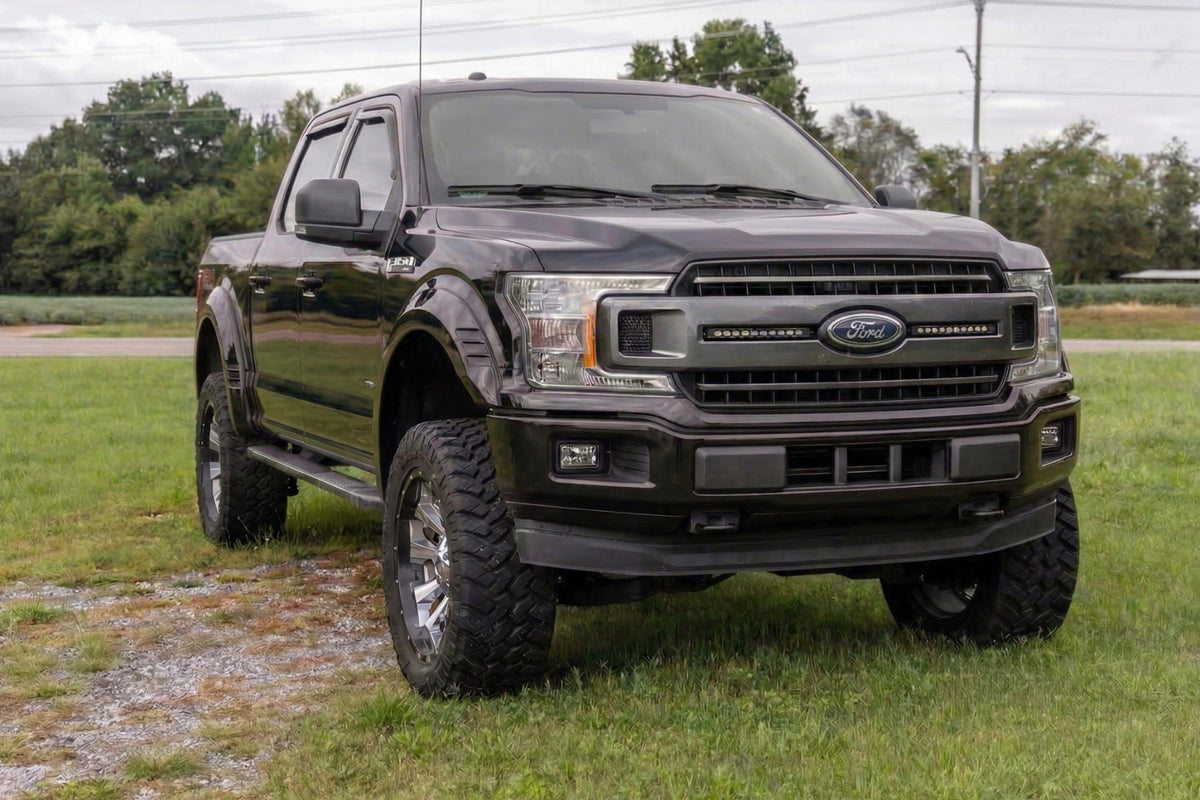 SF1 Fender Flares | UH Tuxedo Black Metallic | Ford F-150 2WD/4WD (15-17) - Fender Flares (Image 6 of 6)