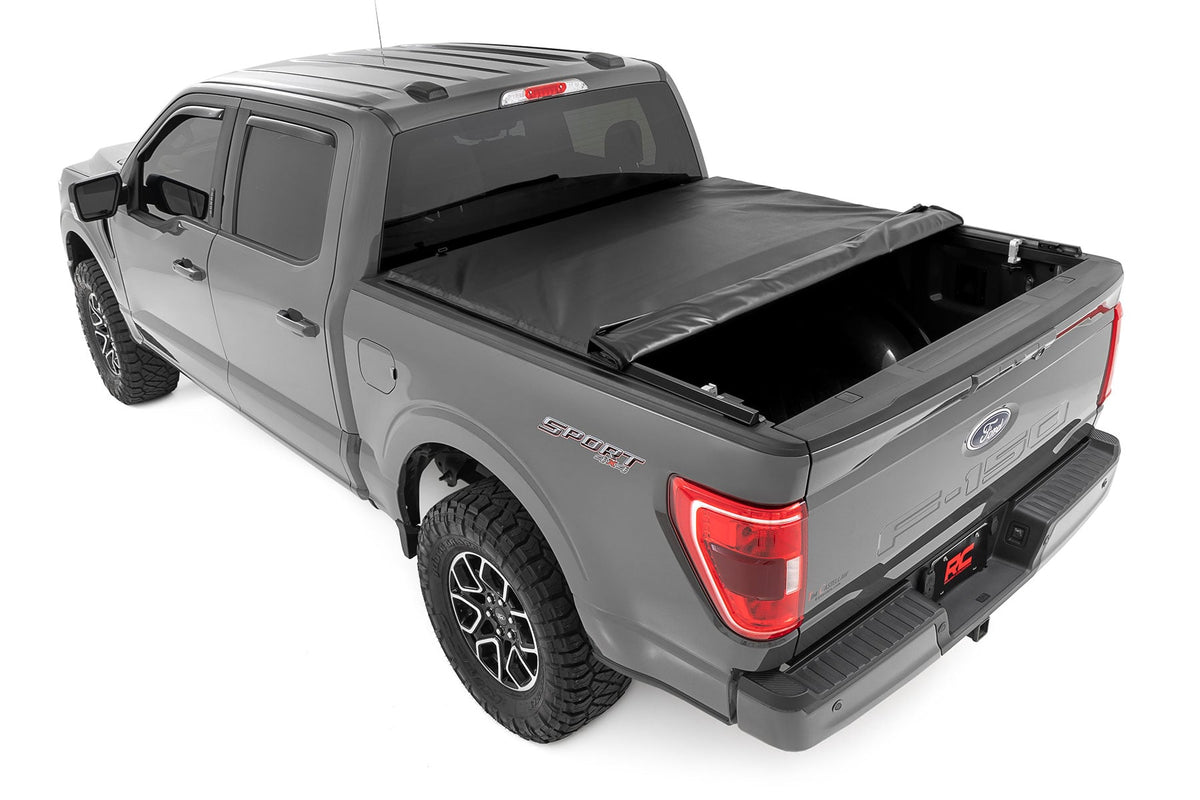 Soft Roll Up Bed Cover | 5'7" Bed | Ford F-150/F-150 Lightning/Raptor  (15-26) - Bed Covers (Image 4 of 6)