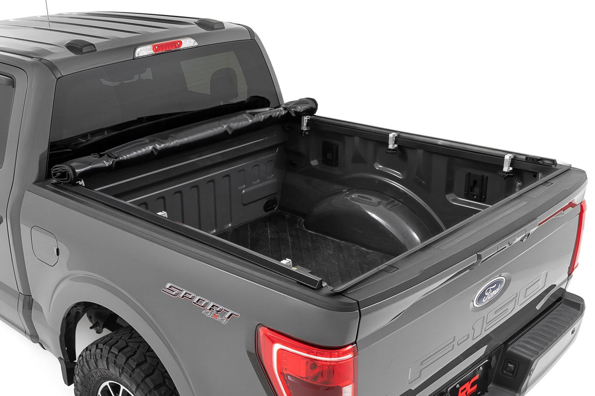 Soft Roll Up Bed Cover | 6'7" Bed | Ford F-150/F-150 Lightning/Raptor  (15-26) - Bed Covers (Image 5 of 6)