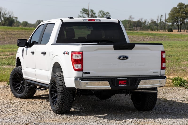 RC SRL2 Adj Aluminum Step | Crew Cab | Ford F-150/Lightning/F-250/F-350/Raptor (15-26) (manufacturer page)