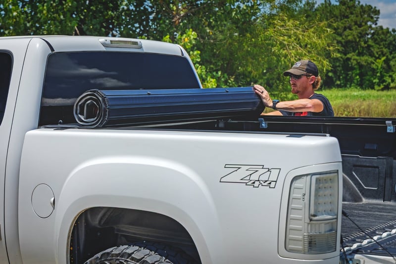 RC Hard Roll Up Bed Cover | 6'7" Bed | Chevy/GMC Sierra/Silverado 1500 (07-13) (manufacturer page)