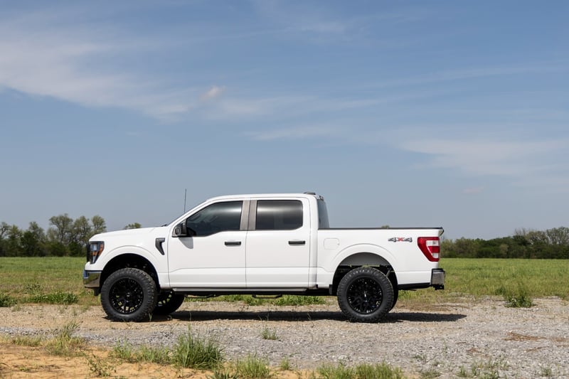RC SRL2 Adj Aluminum Step | Crew Cab | Ford F-150/Lightning/F-250/F-350/Raptor (15-26) (manufacturer page)