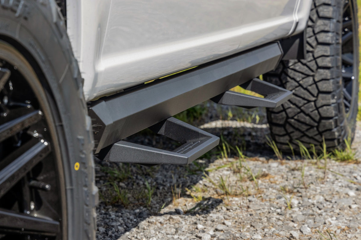 SRL2 Adjustable Aluminum Steps | Ford Ranger 2WD/4WD (2019-2026) - Steps & Runningboard (Image 5 of 6)