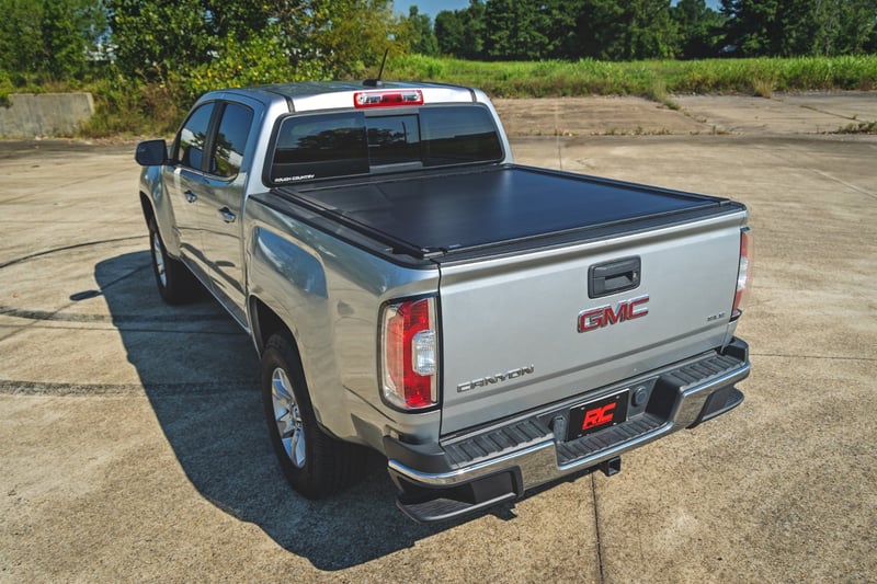 RC Powered Retractable Bed Cover | 5' Bed | Chevy/GMC Canyon/Colorado (15-26) (manufacturer page)