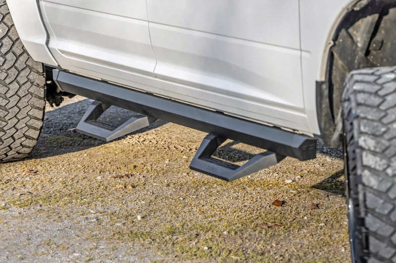 RC SRX2 Adj Aluminum Step | Crew Cab | Ram 1500/2500/3500 2WD/4WD (2010-2018 & Classic) (manufacturer page)