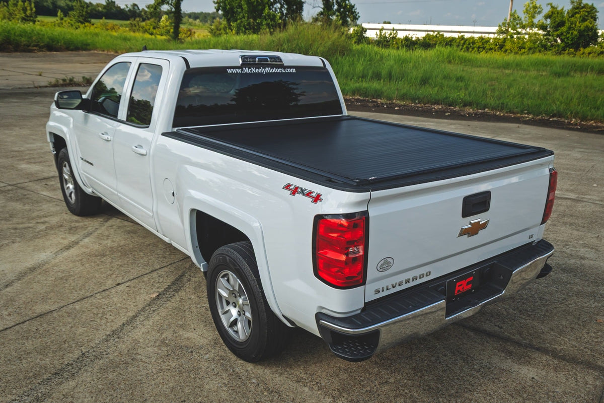 Powered Bed Cover | 6'7" Bed | Chevy/GMC 1500/2500HD/3500HD (14-19 & Classic) - Bed Covers (Image 6 of 6)