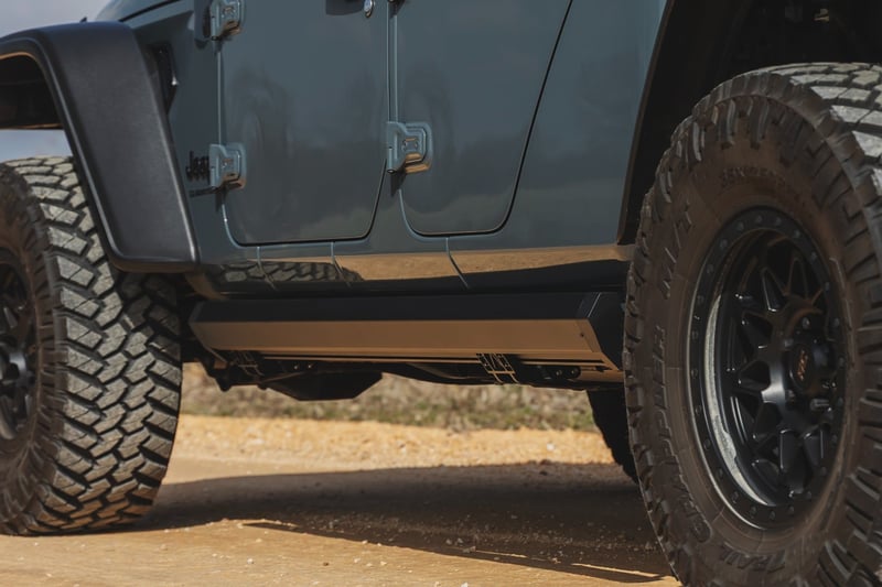 RC Power Running Boards | Jeep Gladiator JT 4WD (2020-2026) (manufacturer page)