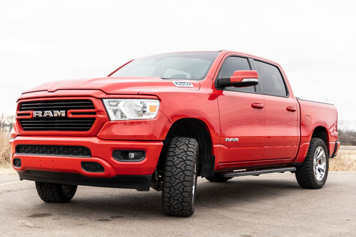 RPT2 Running Boards | Crew Cab | Black | Ram 1500 (19-26)/1500 TRX (21-24) - Steps & Runningboard (Image 6 of 6)