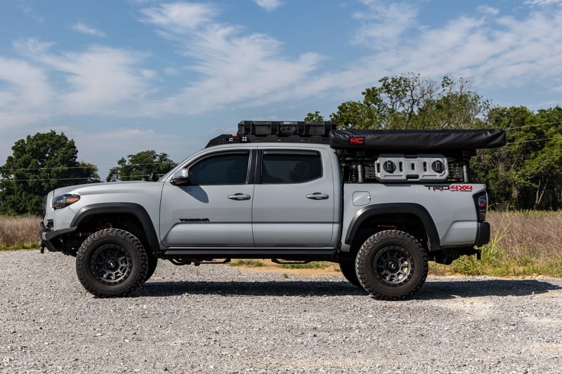 RC SRL2 Adj Aluminum Step | Double Cab | Toyota Tacoma 2WD/4WD (2005-2023) (manufacturer page)